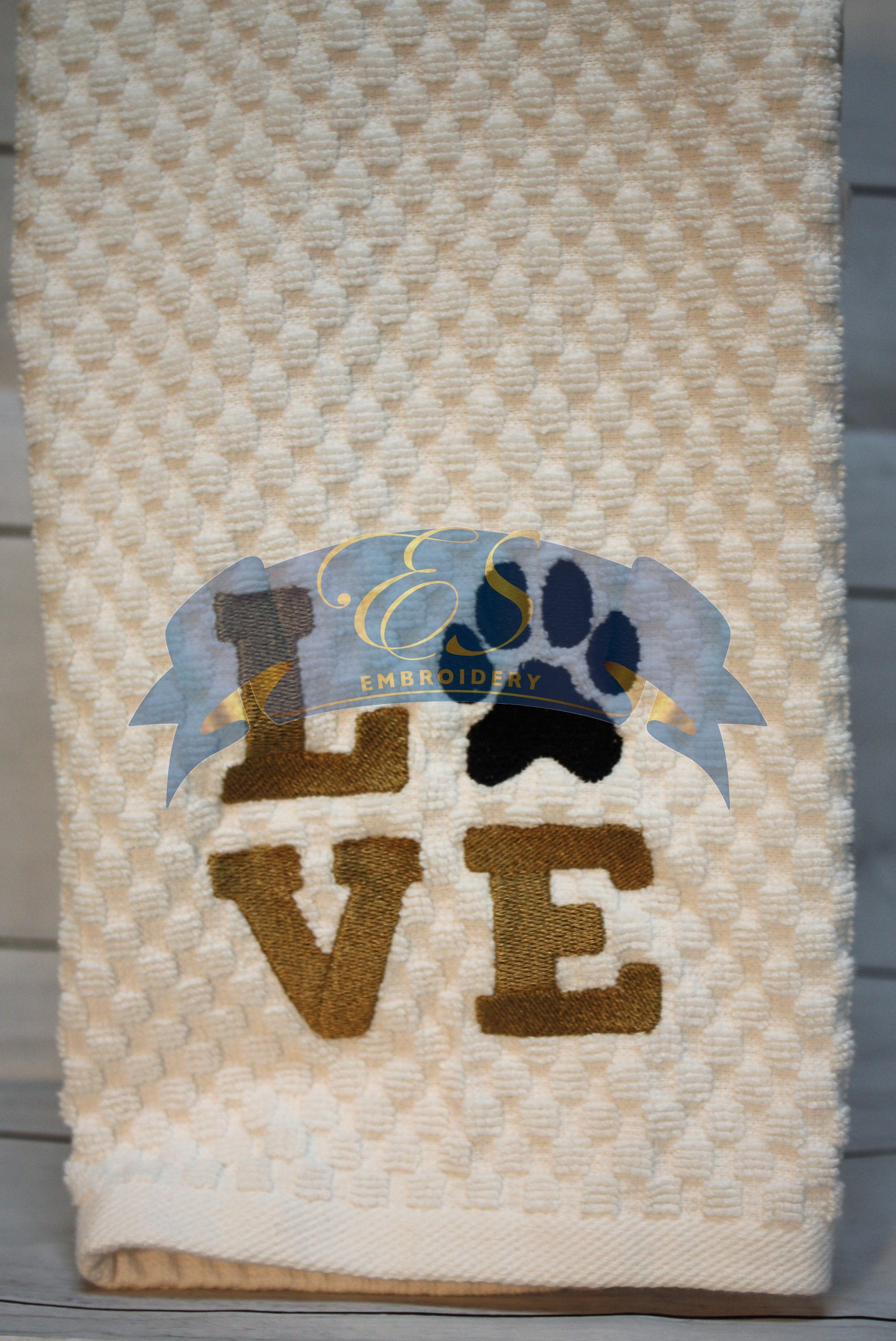 Love with Paw Print Towel ES Embroidery