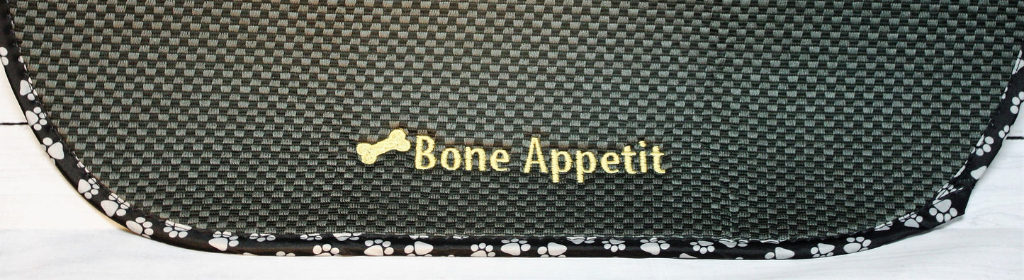 Bone Appetit Bowl Mat